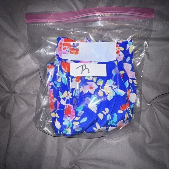 Yumi Kim x Revolve Liz Blue Love Potion Floral Romper Size XS Belted Pockets New - Picture 12 of 12